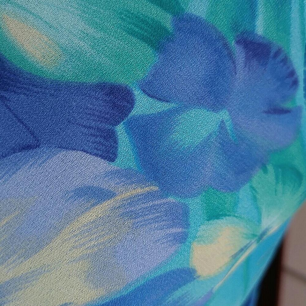 Dress - Picture 5 of 9
